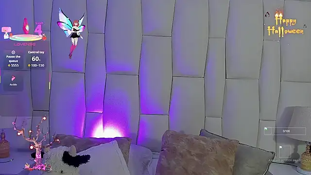 Regiina Doll online show from 10.31.25