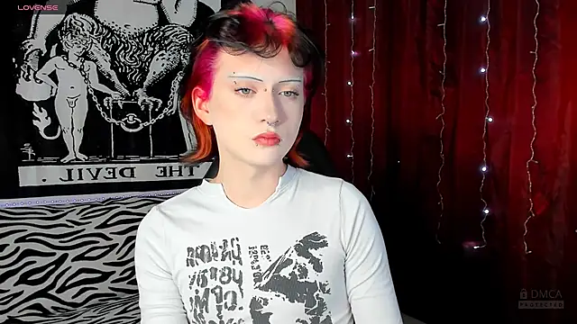 Vailyreb  online show from 12.23.24