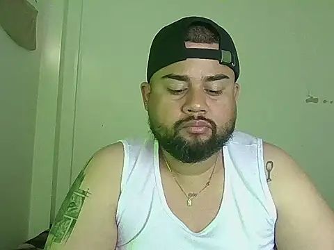 Snapshot of GABRIELGARCIA1313 chatting on 08.03.26 GABRIELGARCIA1313 online show from 08.03.26