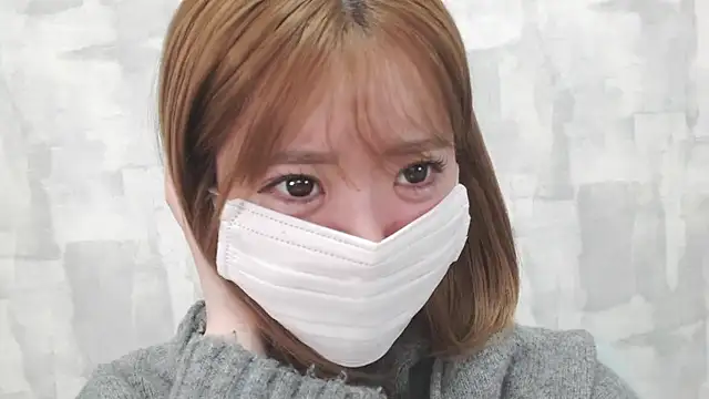 LOVE MOMO LOVE online show from 12.01.25