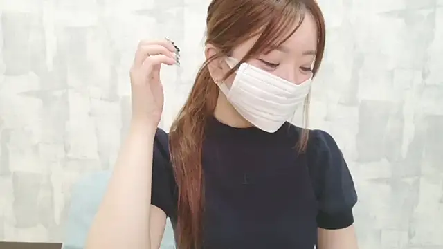 LOVE MOMO LOVE online show from 08.01.26