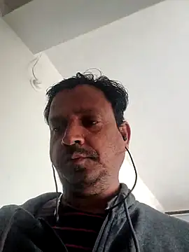 Snapshot of Raj1043 chatting on 11.14.25 Raj1043 online show from 11.14.25