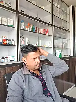 Snapshot of Raj1043 chatting on 11.18.25 Raj1043 online show from 11.18.25