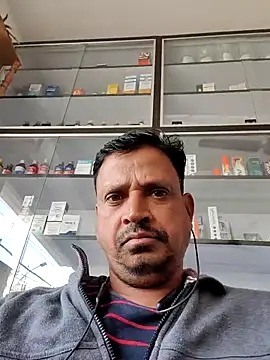 Snapshot of Raj1043 chatting on 11.19.25 Raj1043 online show from 11.19.25