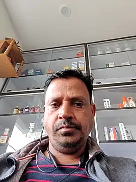 Raj1043 online show from 11.20.25