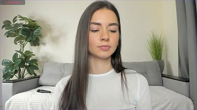 Snapshot of NicoleLuv chatting on 01.19.25 NicoleLuv online show from 01.19.25