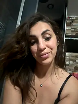 EmaSkyes online show from 11.09.25