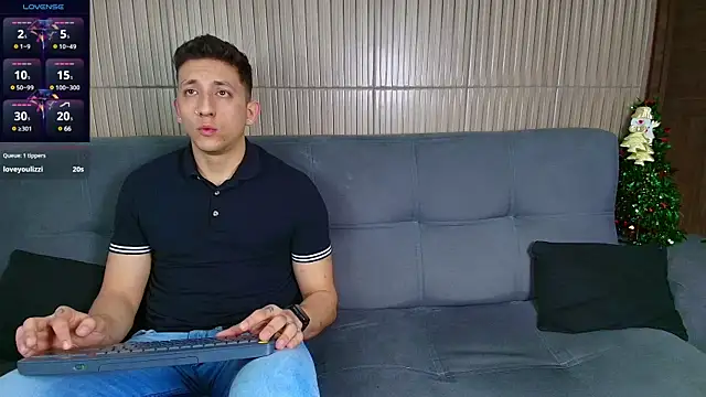 Maykol Victoriasr online show from 12.31.24