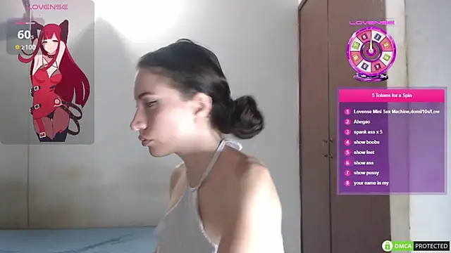 Snapshot of aurelialux chatting on 02.20.25 aurelialux online show from 02.20.25