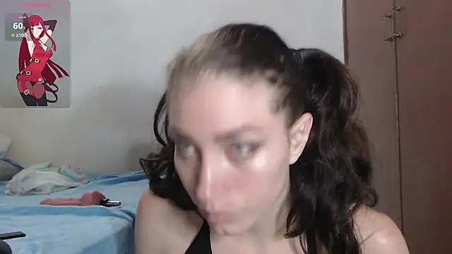 Snapshot of aurelialux chatting on 03.22.25 aurelialux online show from 03.22.25