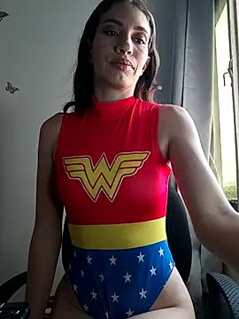 Snapshot of aurelialux chatting on 09.22.25 aurelialux online show from 09.22.25