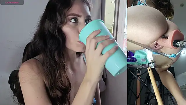 Snapshot of aurelialux chatting on 11.29.25 aurelialux online show from 11.29.25