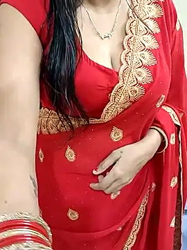 Snapshot of kaamuk_shweta chatting on 02.13.25 kaamuk shweta online show from 02.13.25