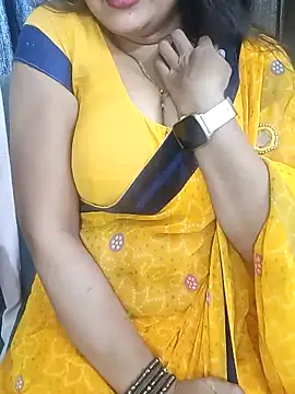 Snapshot of kaamuk_shweta chatting on 02.18.25 kaamuk shweta online show from 02.18.25