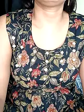 Snapshot of kaamuk_shweta chatting on 02.23.25 kaamuk shweta online show from 02.23.25