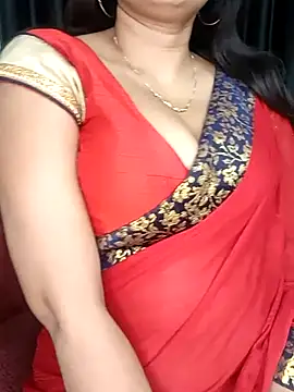 Snapshot of kaamuk_shweta chatting on 03.11.25 kaamuk shweta online show from 03.11.25