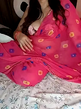 Snapshot of kaamuk_shweta chatting on 09.10.25 kaamuk shweta online show from 09.10.25