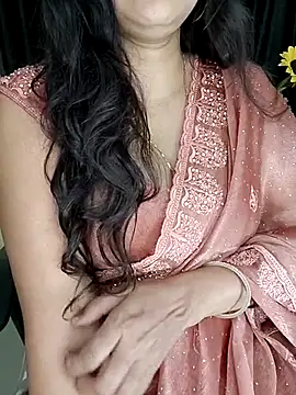 Snapshot of kaamuk_shweta chatting on 09.27.25 kaamuk shweta online show from 09.27.25