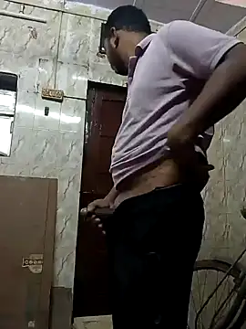 Snapshot of Mmm992170 chatting on 02.01.25 Mmm992170 online show from 02.01.25