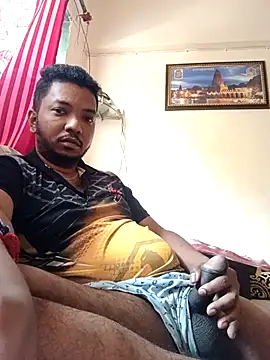 Snapshot of Mmm992170 chatting on 10.08.25 Mmm992170 online show from 10.08.25