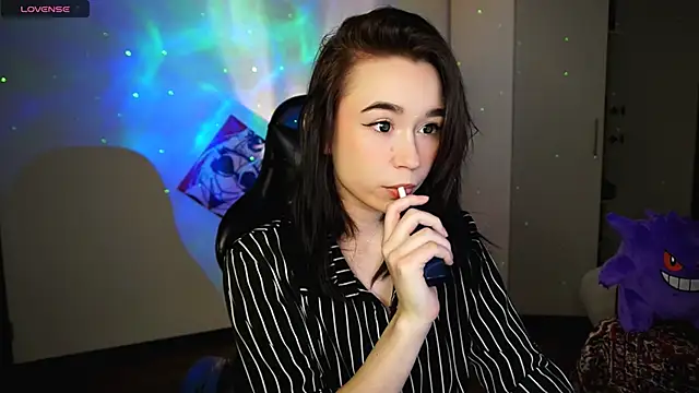 Kimiko   online show from 02.19.25