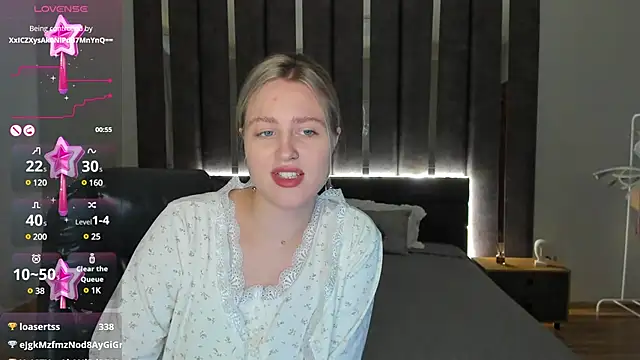 Snapshot of _Sarah_Soul_ chatting on 01.05.25  Sarah Soul  online show from 01.05.25