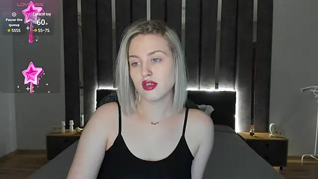 Snapshot of _Sarah_Soul_ chatting on 01.08.25  Sarah Soul  online show from 01.08.25