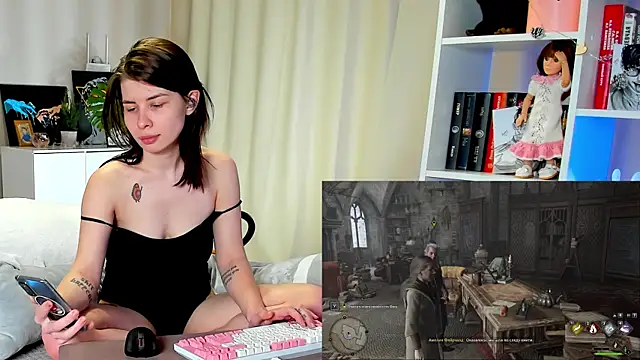 Snapshot of callmetori chatting on 01.25.25 callmetori online show from 01.25.25