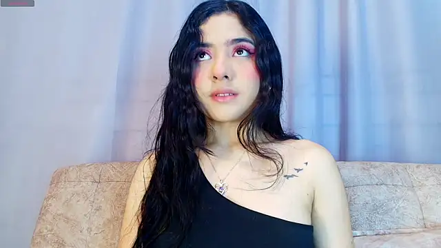 adara johnson   online show from 11.08.25