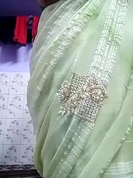 Snapshot of jiyahot1432 chatting on 12.27.24 jiyahot1432 online show from 12.27.24