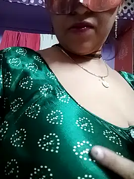 Snapshot of jiyahot1432 chatting on 02.02.25 jiyahot1432 online show from 02.02.25