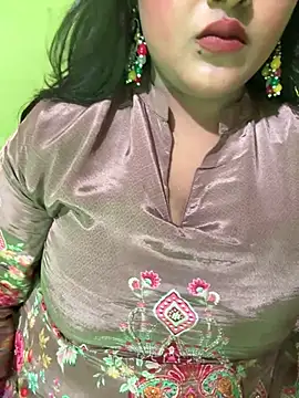 Snapshot of Ayesha_mahi chatting on 06.07.26 Ayesha mahi online show from 06.07.26