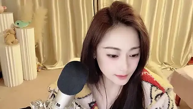 Daisy-77 online show from 02.13.25