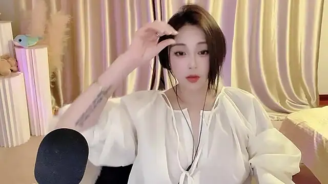 Daisy-77 online show from 03.20.25