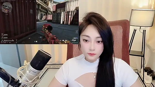 Snapshot of Daisy-77 chatting on 06.15.26 Daisy-77 online show from 06.15.26