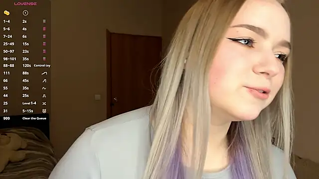 ZaraCreedon online show from 02.07.26