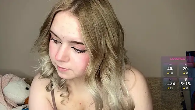 ZaraCreedon online show from 03.02.26