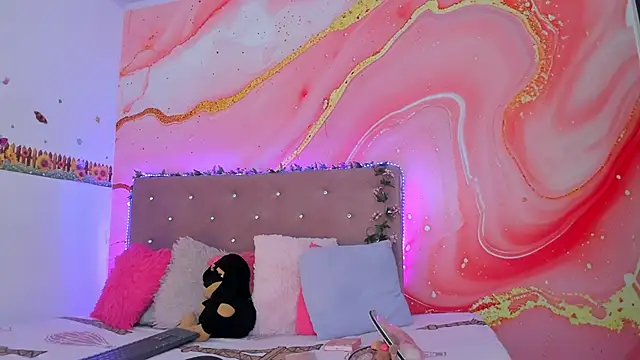 Daisy  rose online show from 01.31.25