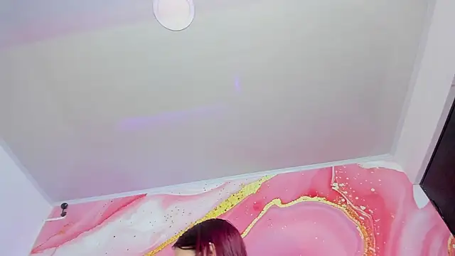 Daisy  rose online show from 01.06.26