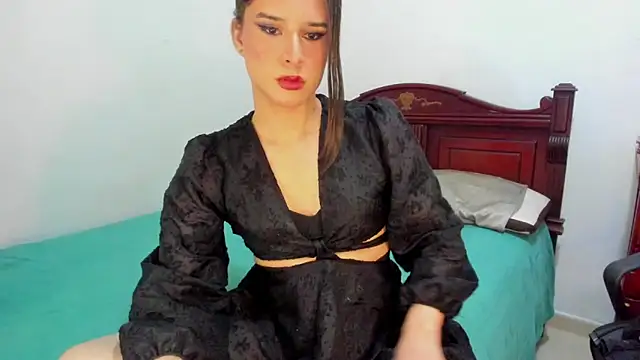 Snapshot of misstresbigcockts chatting on 02.06.26 misstresbigcockts online show from 02.06.26