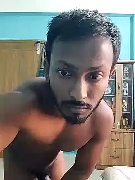 HunkyAriyan online show from 12.12.24