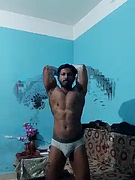 HunkyAriyan online show from 03.06.25