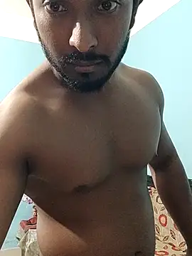 HunkyAriyan online show from 03.06.25