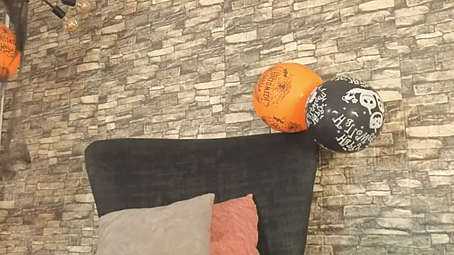 alondrabigtits online show from 10.26.25