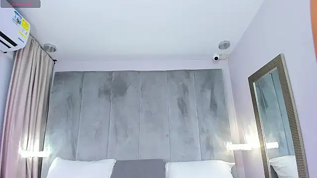 tifanyhills  online show from 02.03.26