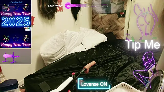 Snapshot of Doggyray44 chatting on 12.21.25 Doggyray44 online show from 12.21.25