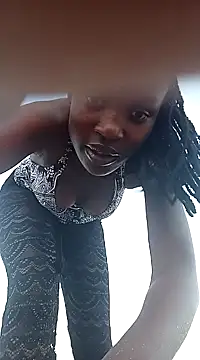 Snapshot of Juicylittle_slute chatting on 02.10.25 Juicylittle slute online show from 02.10.25
