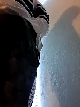 Snapshot of KeptupHack chatting on 11.03.25 KeptupHack online show from 11.03.25