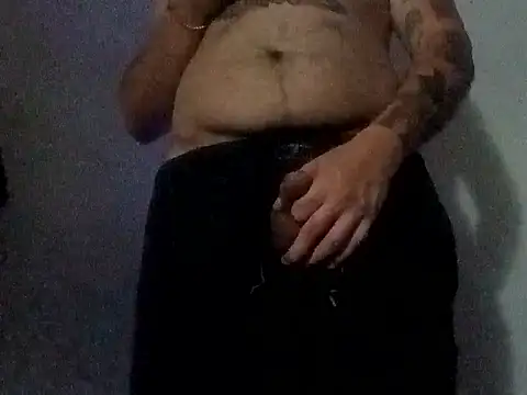 Snapshot of KeptupHack chatting on 11.13.25 KeptupHack online show from 11.13.25