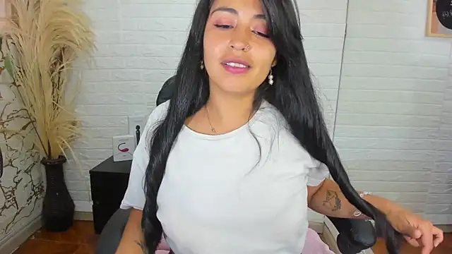 Aisha 09 online show from 02.13.25